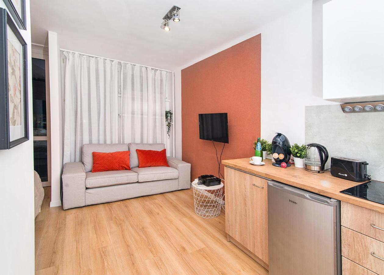 Central Apartments Grzybowska 华沙 外观 照片