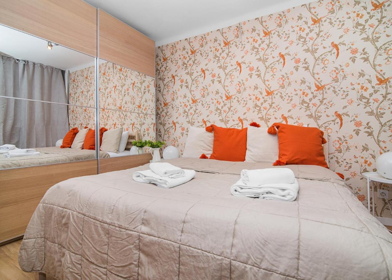 Central Apartments Grzybowska 华沙 外观 照片